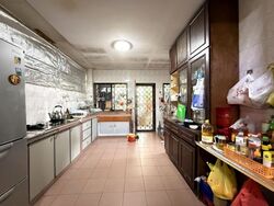 Hillview Avenue (D23), Terrace #484653771